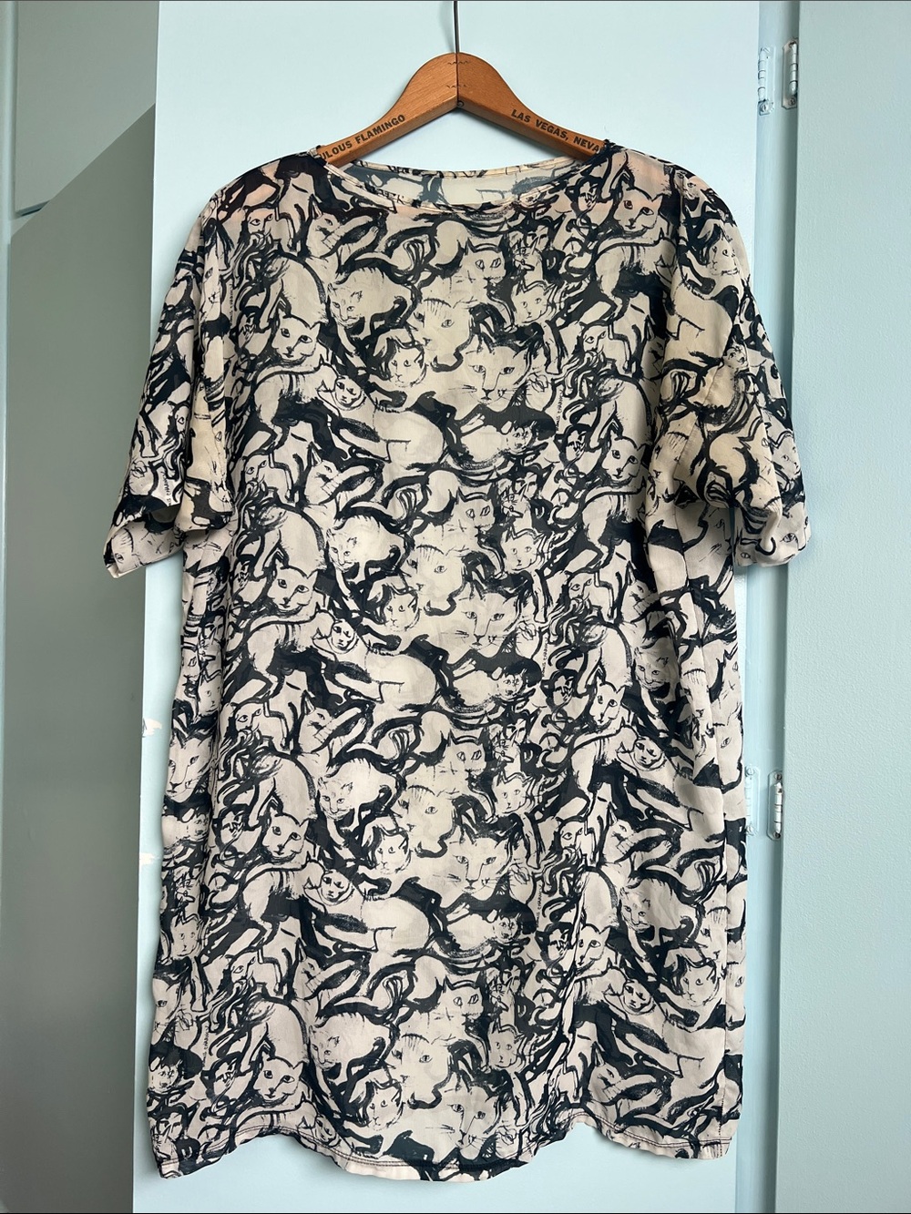 Top Shop Graphic Cat Print Tee Dress in Black and Cream